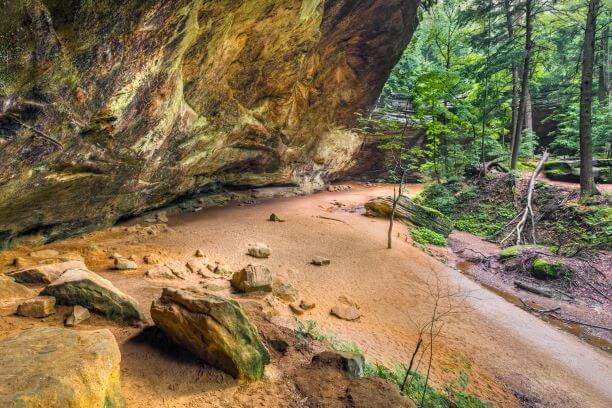 Ash cave in Hocking Hills park, Ohio